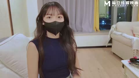 极品白虎女技师上门提供特殊服务 爱玩熊
